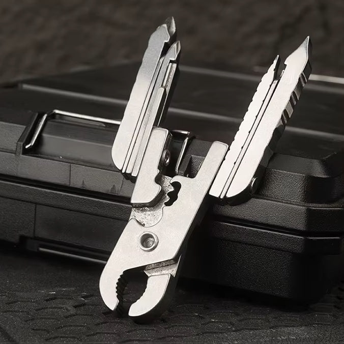 9-in-1 Edelstahl Multitool-Schlüsselanhänger – Kompaktes EDC Werkzeug für Camping & Outdoor – Silber