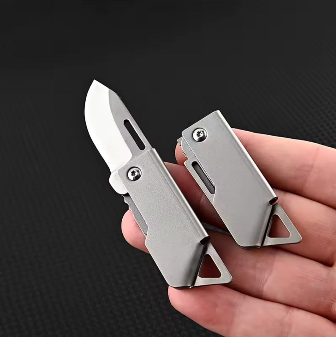 Mini Schlüsselanhänger-Messer — kompakt & rostfrei